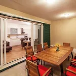Luxurioeses Mit Pool Direkt Am By Interhome Rogoznica (Sibenik-Knin)