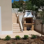 Luxurioeses Mit Pool Direkt Am By Interhome Rogoznica (Sibenik-Knin)